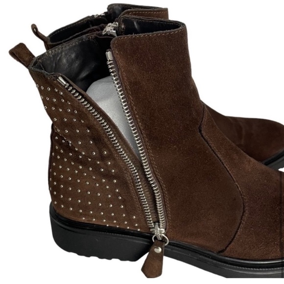Barbara Barbieri brown suede slipon studded Chelsea ankle low heel boots size 37 - Picture 2 of 14